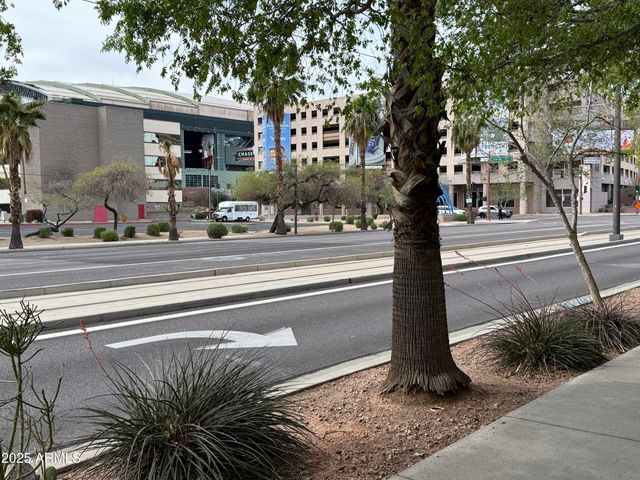 706 E WASHINGTON Street 204, Phoenix, AZ 85034