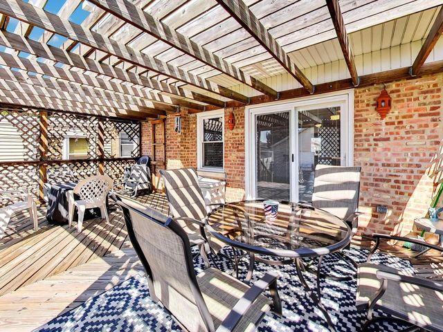 5110 S Nagle Avenue, Chicago, IL 60638