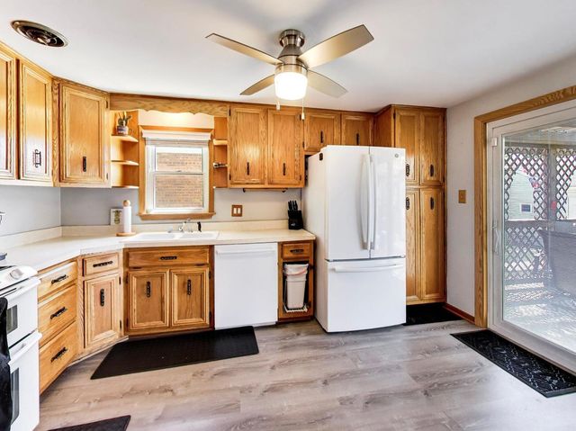 5110 S Nagle Avenue, Chicago, IL 60638