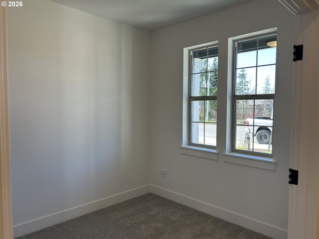 1141 Rachel Ln, Molalla, OR 97038