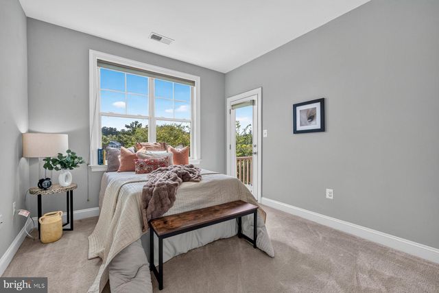 3107 DECATUR AVE, Kensington, MD 20895