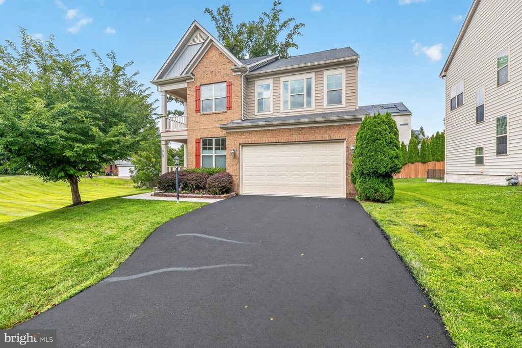3107 DECATUR AVE, Kensington, MD 20895