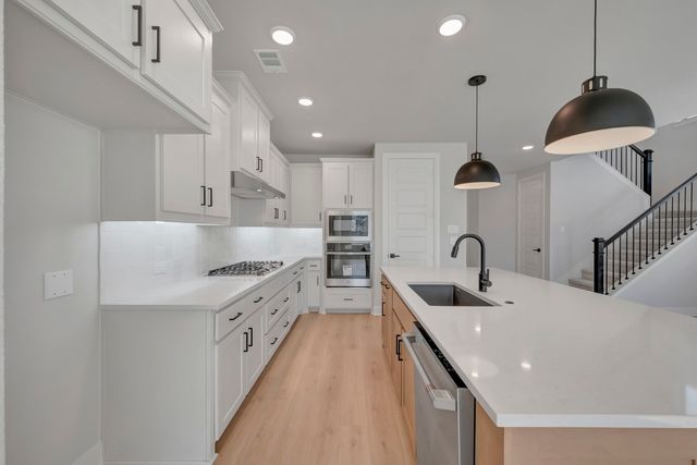 1829 Finn Avenue, Van Alstyne, TX 75495