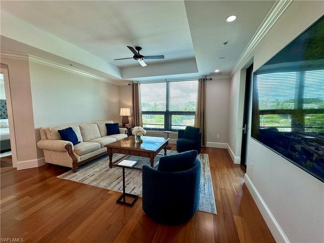 9115 Strada PL # 5211, Naples, FL 34108