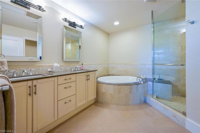 9115 Strada PL # 5211, Naples, FL 34108