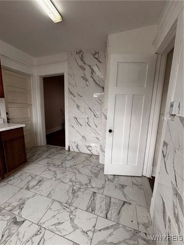 432 Wohlers Avenue 1, Buffalo, NY 14208