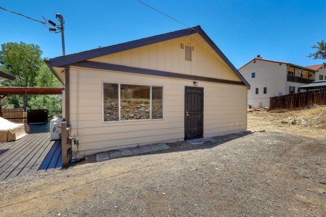126 Almyra Rd., El Cajon, CA 92019