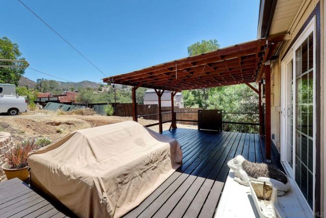 126 Almyra Rd., El Cajon, CA 92019