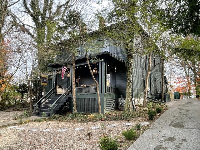 511-13 Capital Avenue, Frankfort, KY 40601