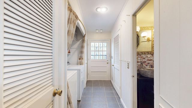 511-13 Capital Avenue, Frankfort, KY 40601