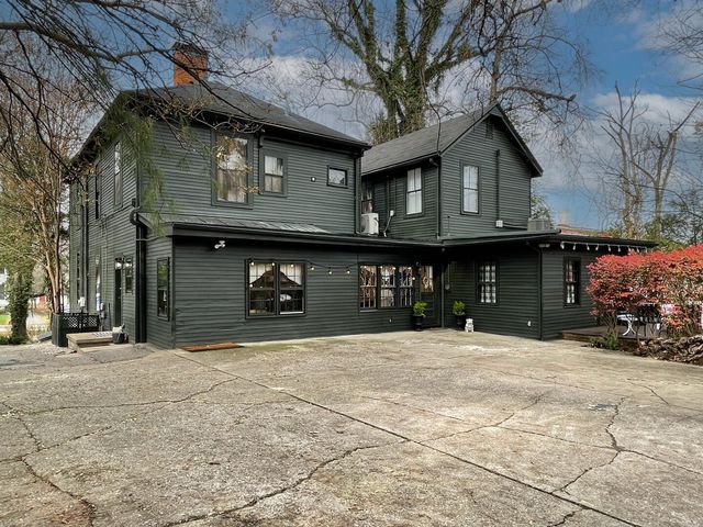 511-13 Capital Avenue, Frankfort, KY 40601