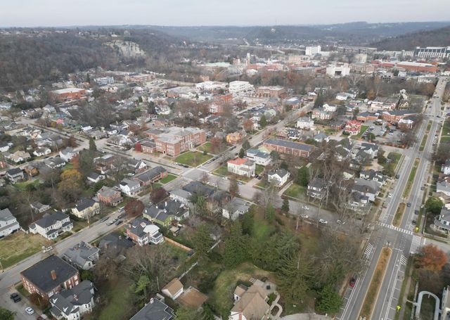 511-13 Capital Avenue, Frankfort, KY 40601