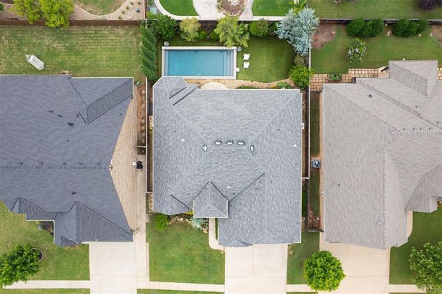 301 NW 152nd Street, Edmond, OK 73013