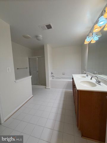 11278 WORTHAM CREST CIR, Manassas, VA 20109