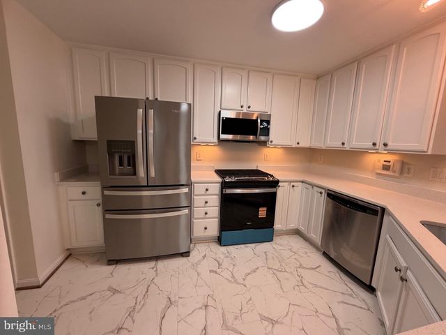 11278 WORTHAM CREST CIR, Manassas, VA 20109