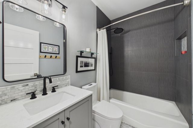 5149 Stoney Bridge Court, Minnetonka, MN 55345