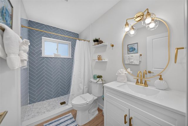 507 59TH STREET, Bradenton Beach, FL 34217