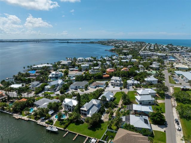 507 59TH STREET, Bradenton Beach, FL 34217