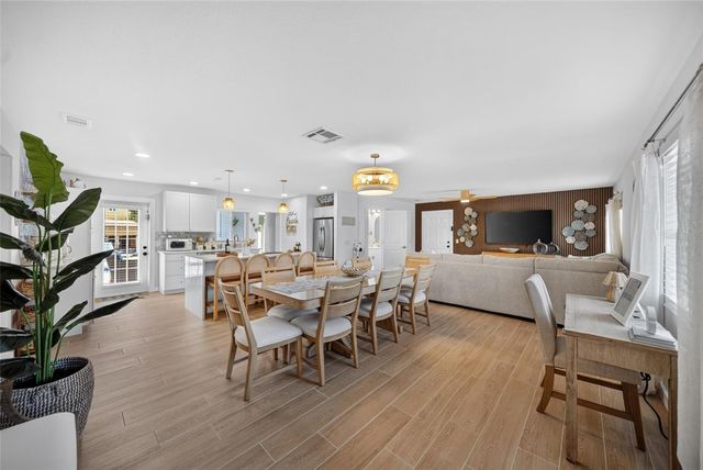 507 59TH STREET, Bradenton Beach, FL 34217