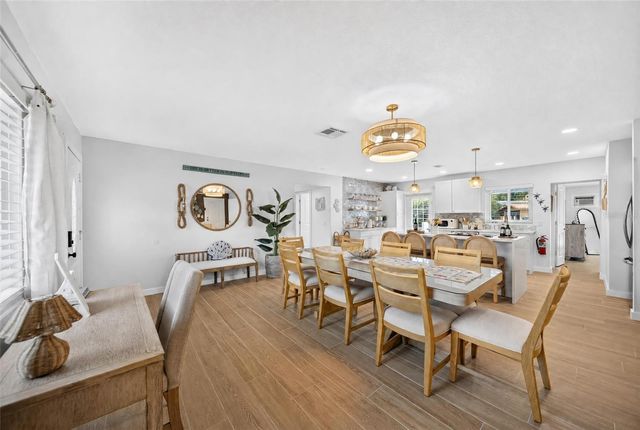 507 59TH STREET, Bradenton Beach, FL 34217