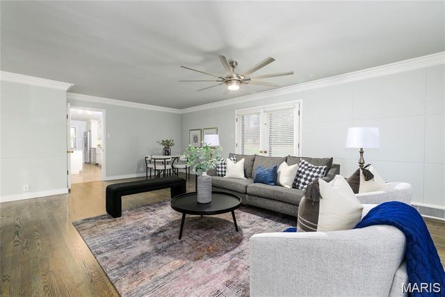 18 Country Aire Drive, St Louis, MO 63131