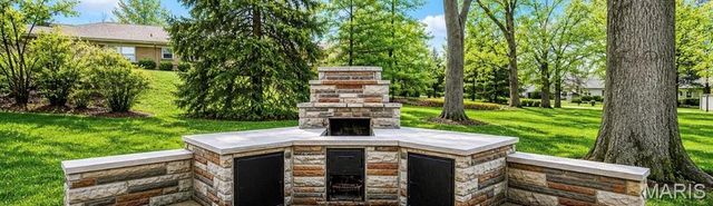 18 Country Aire Drive, St Louis, MO 63131