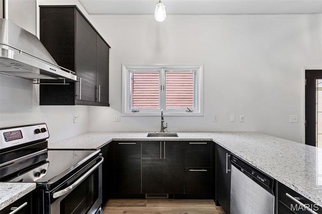 1720 S 13th Street, St Louis, MO 63104