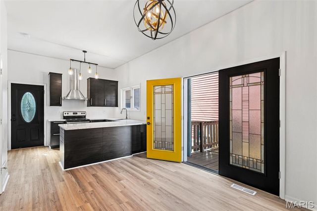 1720 S 13th Street, St Louis, MO 63104