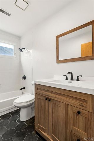 1720 S 13th Street, St Louis, MO 63104