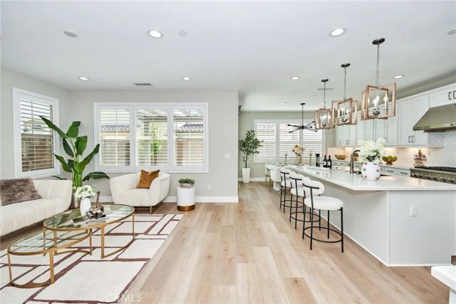 223 Gaspar, Irvine, CA 92618