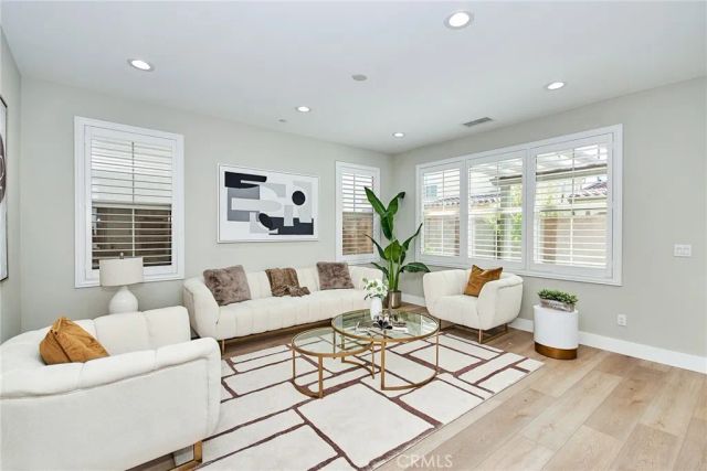 223 Gaspar, Irvine, CA 92618