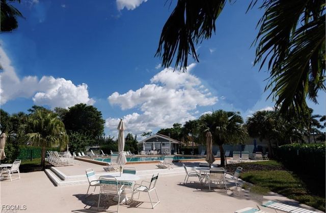 5839 Vancouver CIR 2, Fort Myers, FL 33907