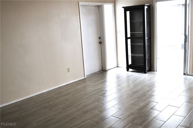 5839 Vancouver CIR 2, Fort Myers, FL 33907