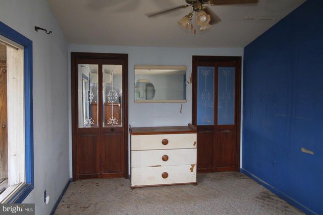 189 CENTRE ST, Morrisville, PA 19067