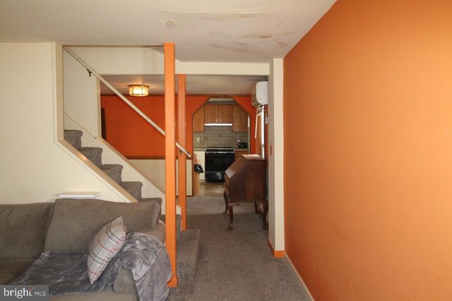 189 CENTRE ST, Morrisville, PA 19067