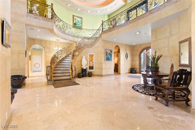 2200 Glenbrook Way, Las Vegas, NV 89117