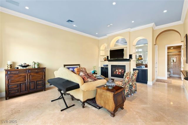 2200 Glenbrook Way, Las Vegas, NV 89117