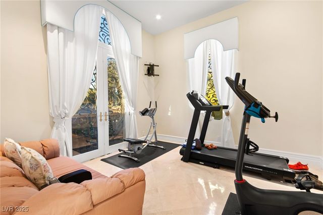 2200 Glenbrook Way, Las Vegas, NV 89117