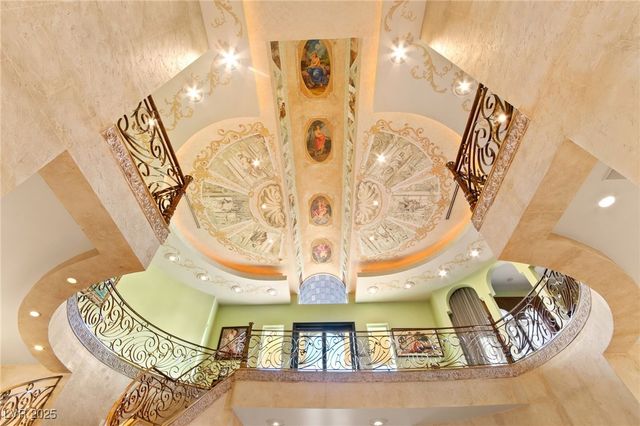 2200 Glenbrook Way, Las Vegas, NV 89117