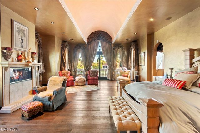 2200 Glenbrook Way, Las Vegas, NV 89117