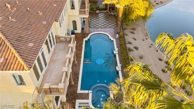 2200 Glenbrook Way, Las Vegas, NV 89117