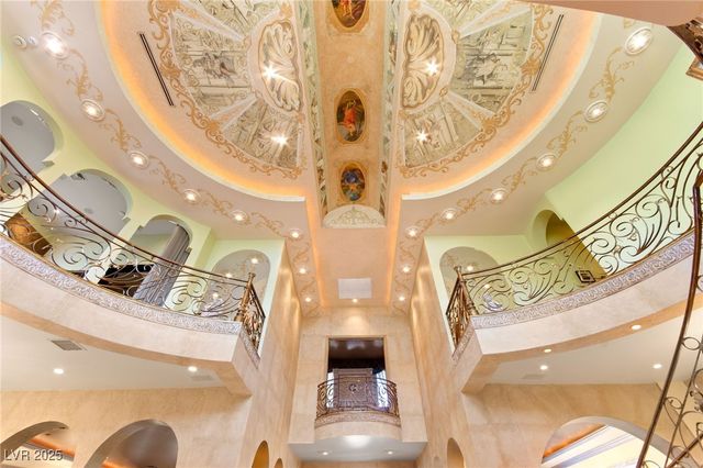 2200 Glenbrook Way, Las Vegas, NV 89117