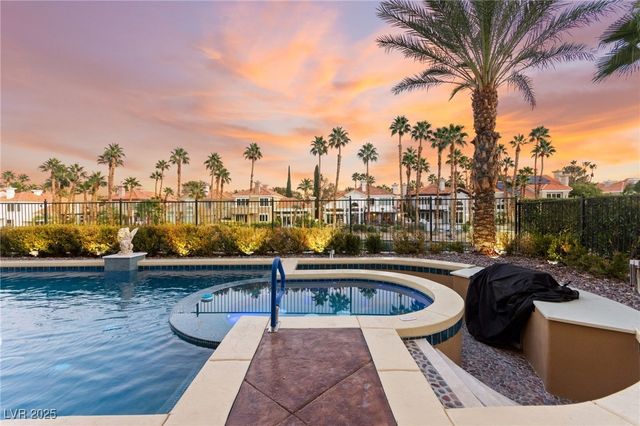 2200 Glenbrook Way, Las Vegas, NV 89117