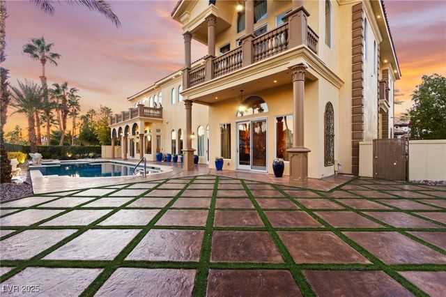 2200 Glenbrook Way, Las Vegas, NV 89117