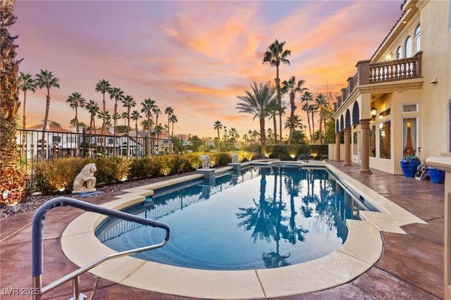 2200 Glenbrook Way, Las Vegas, NV 89117