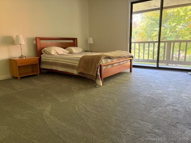 8 Village Road 8, Southington, CT 06489