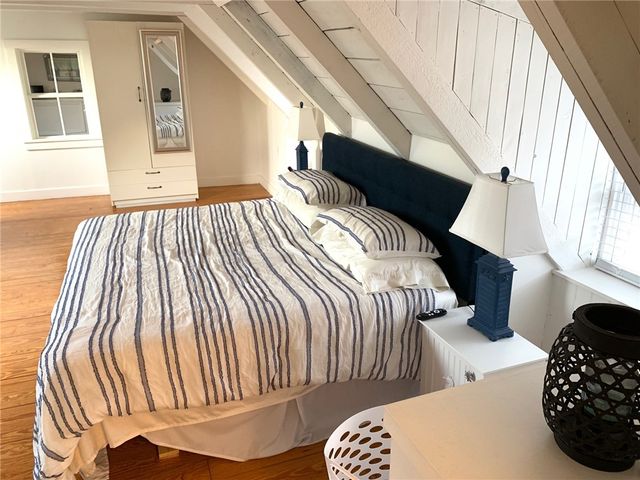 28 Broadway A, Newport, RI 02840