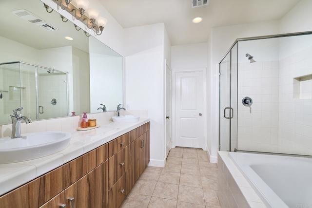 224 Flores Lane, Vista, CA 92083