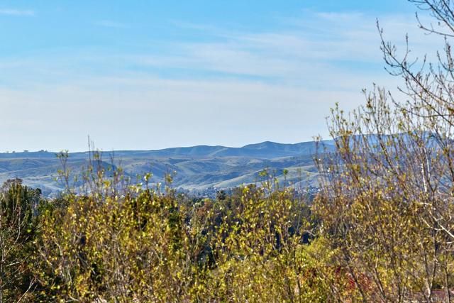 224 Flores Lane, Vista, CA 92083