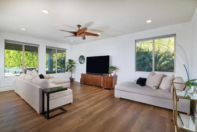 224 Flores Lane, Vista, CA 92083